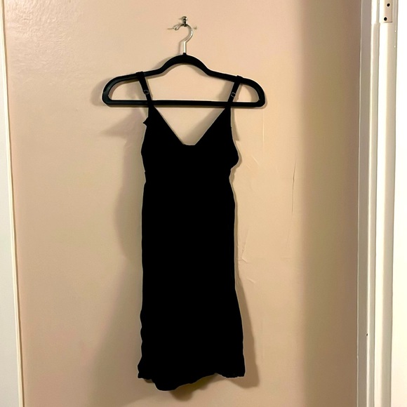 Billabong Black Spaghetti Strap Ruffle Crochet Detail Dress M - Picture 1 of 11